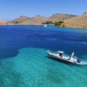 Paseo en barco por las islas del Adriático: naturaleza, mar y relax